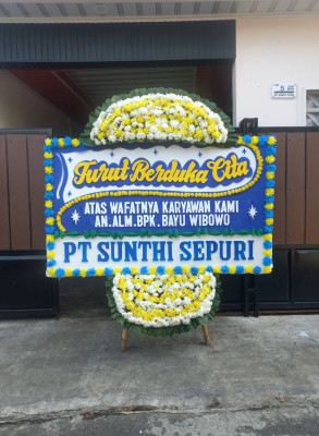 Papan Bunga Duka di Mapanget Barat