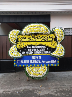 Papan Bunga Duka di Mapanget Barat